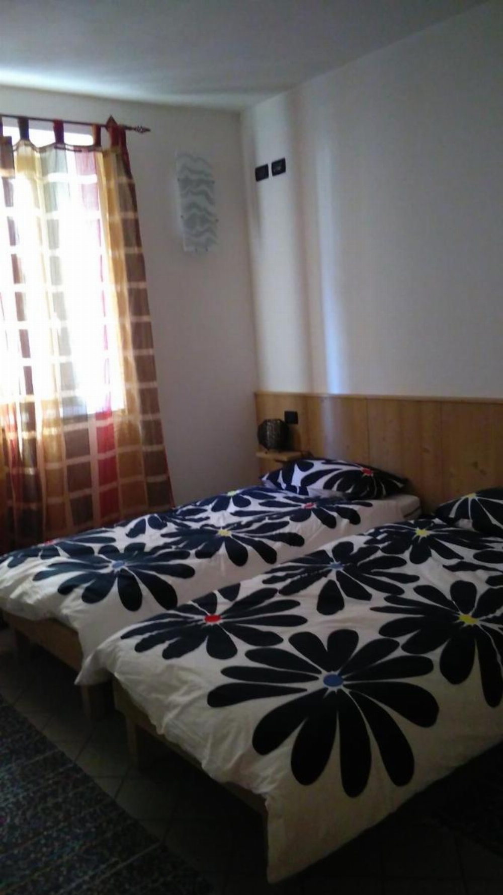 Room image 2